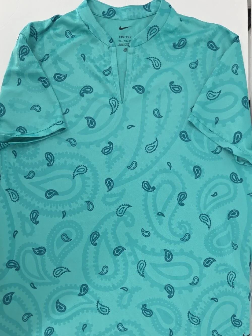 Nike Women's Teal Paisley Short Sleeve Performance Tee